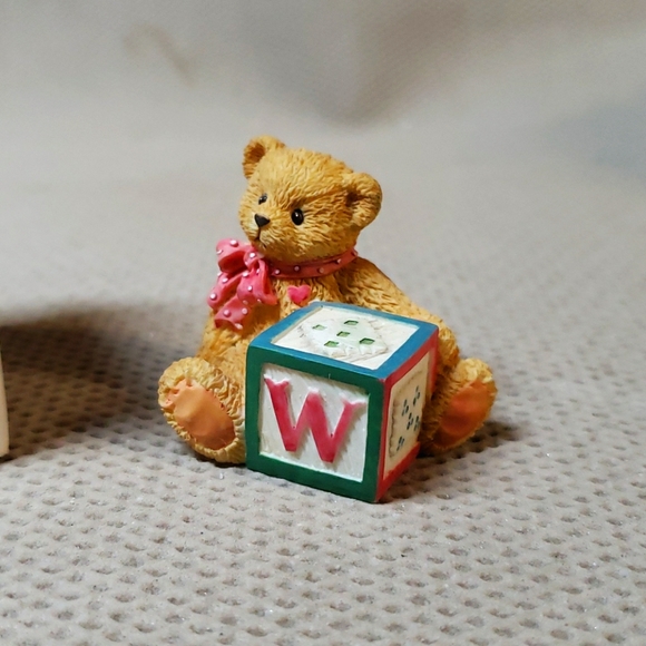 Cherished Teddies, bear with W block - Picture 1 of 4